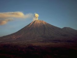 Sejarah Erupsi Gunung Semeru dari 1818-2021