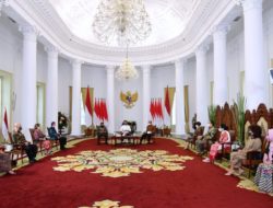 Presiden Jokowi Bertemu Sejumlah Seniman Senior di Istana Bogor
